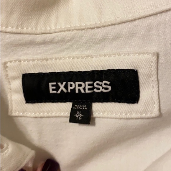 Express White Raw Edge Jean Jacket NWOT XL - Picture 2 of 5